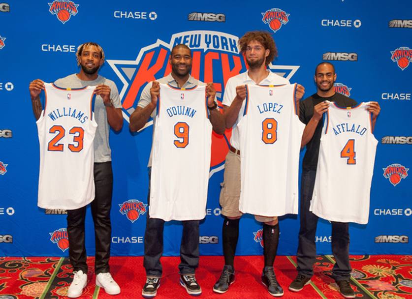 Presentazione di gruppo per i nuovi Knicks: Deron Williams (23), Kyle O&#39;Quinn (9), Robin Lopez (8) e Arron Afflalo (4)